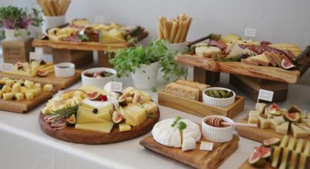 Degustări de brânzeturi și vinuri în București și Ilfov | Cheese & wine bar